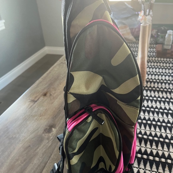 Reebok camo backpack - Picture 4 of 5